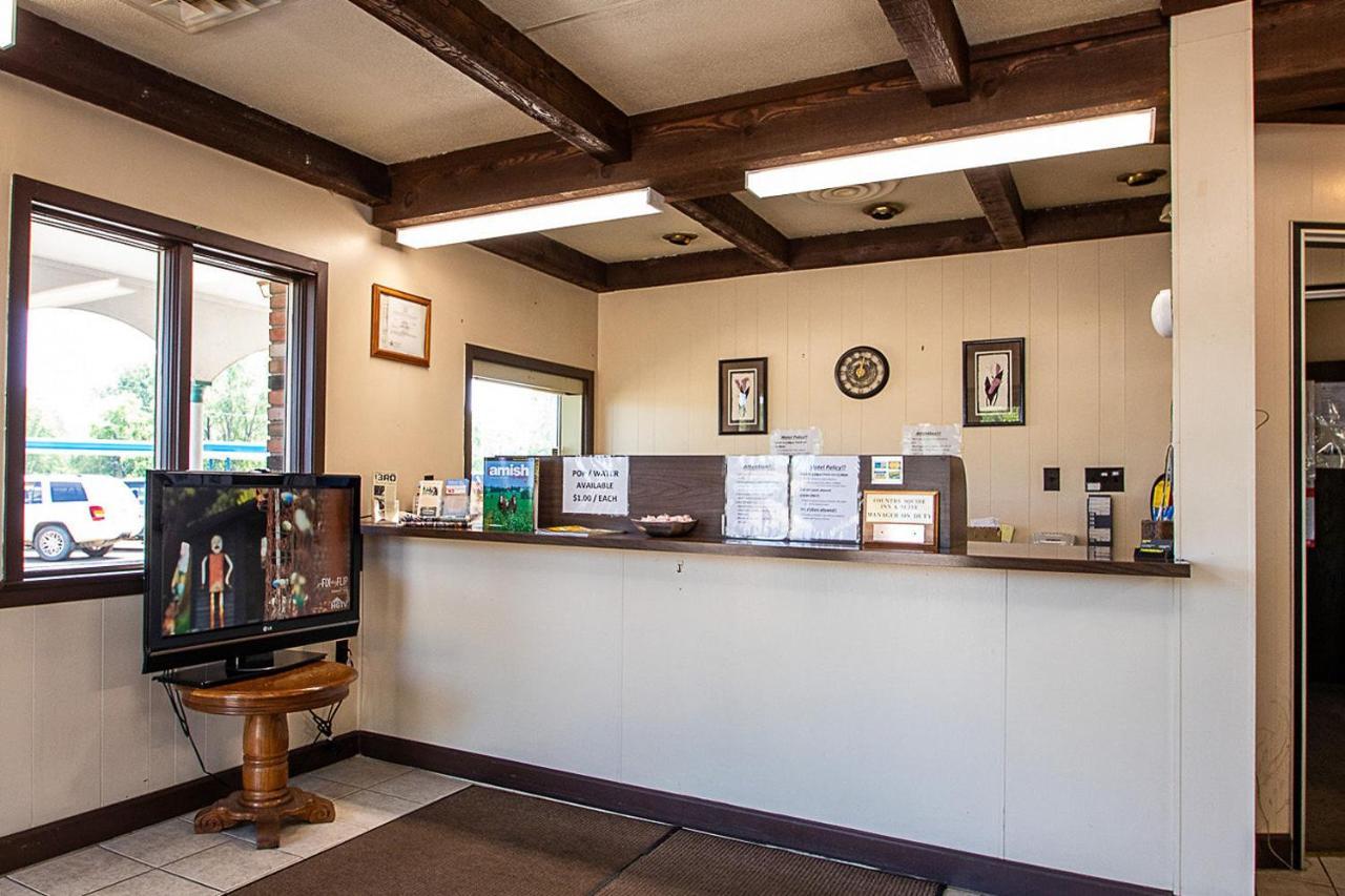 Country Squire Inn And Suites Coshocton Dış mekan fotoğraf